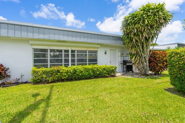 2886 Fernley Drive E 76, West Palm Beach, FL 33415