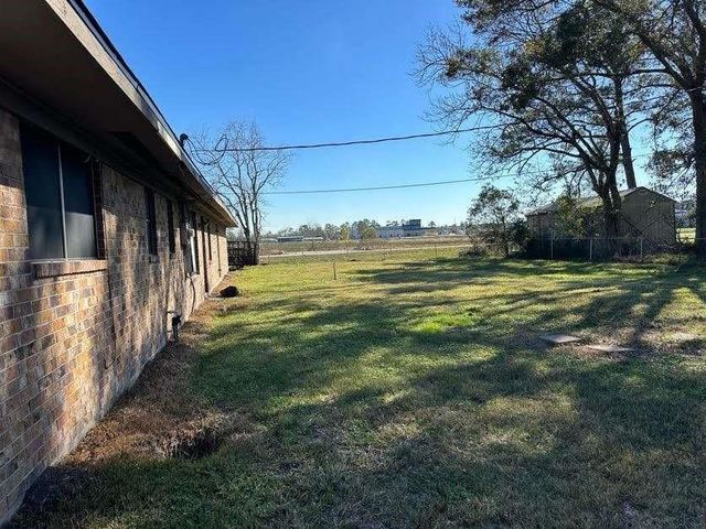 11007 Sunturf Lane, Houston, TX 77044