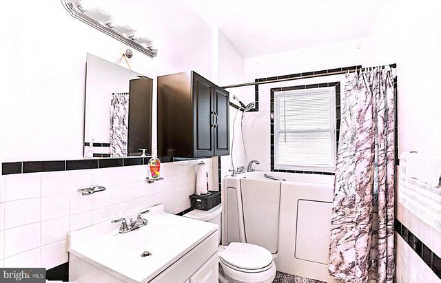 302 QUACKENBOS ST NW, Washington, DC 20011