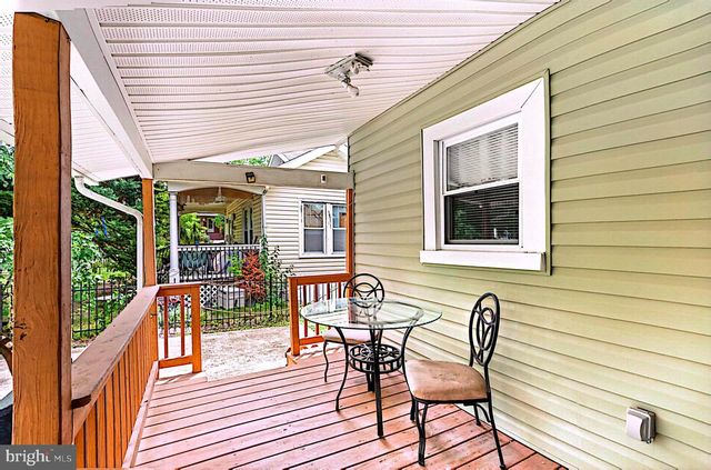 302 QUACKENBOS ST NW, Washington, DC 20011
