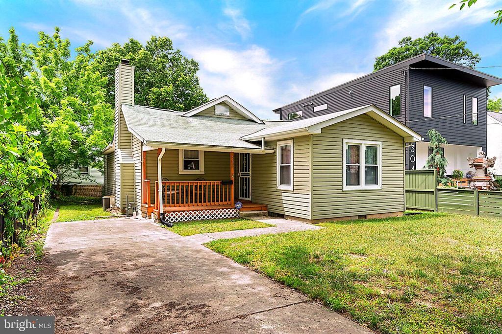 302 QUACKENBOS ST NW, Washington, DC 20011