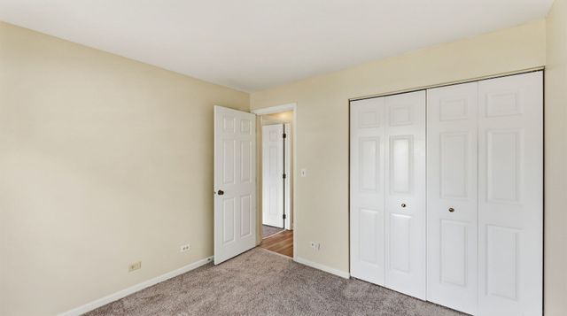 2158 Lancaster Circle 101C, Naperville, IL 60565