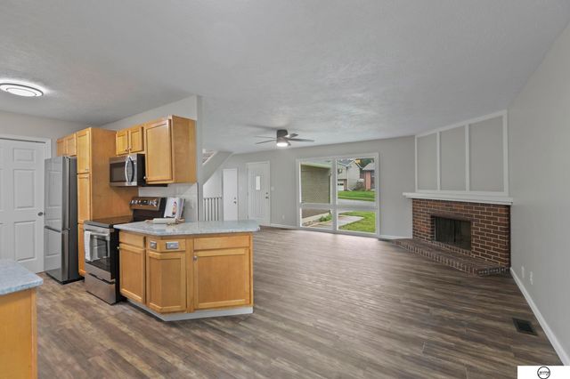 4700 Grassridge Road, Lincoln, NE 68512