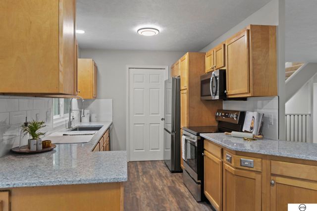 4700 Grassridge Road, Lincoln, NE 68512