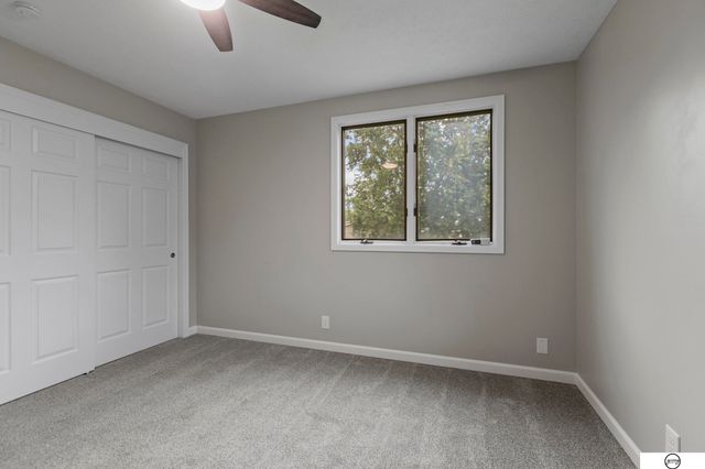 4700 Grassridge Road, Lincoln, NE 68512
