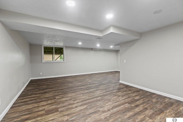 4700 Grassridge Road, Lincoln, NE 68512