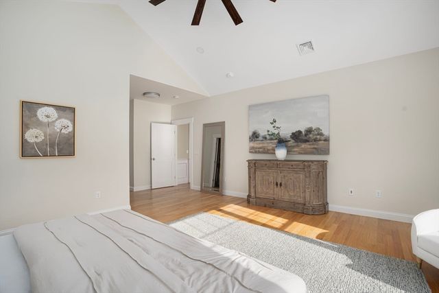 660 Pine St, Seekonk, MA 02771