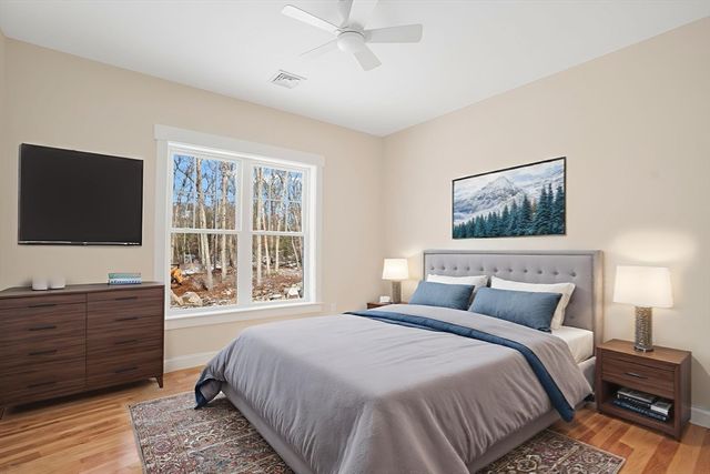 660 Pine St, Seekonk, MA 02771