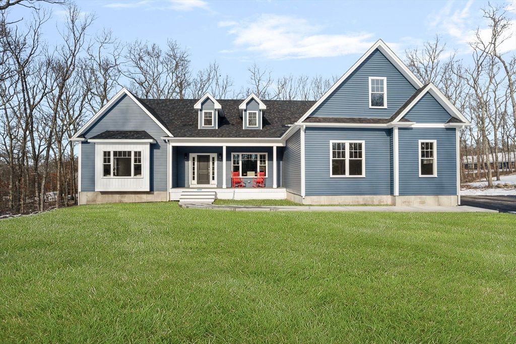 660 Pine St, Seekonk, MA 02771