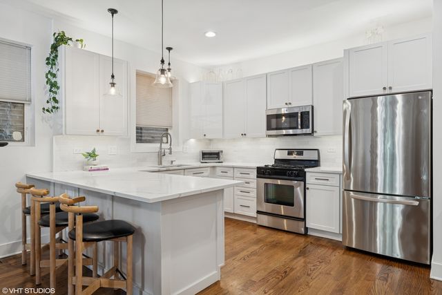 1655 N Campbell Avenue 1, Chicago, IL 60647