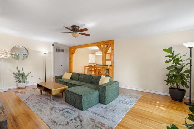 2720 PENNSYLVANIA Street NE, Albuquerque, NM 87110