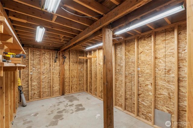 8646 Stavis Bay Rd NW, Seabeck, WA 98380