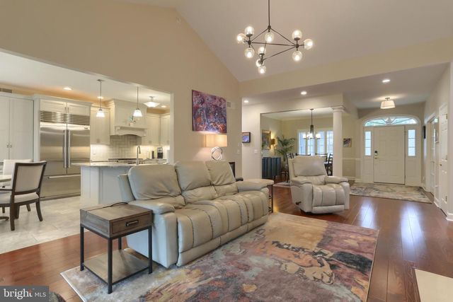 1131 CORD DR, Hummelstown, PA 17036