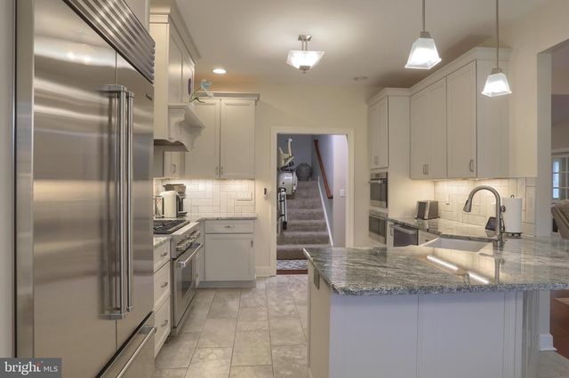 1131 CORD DR, Hummelstown, PA 17036