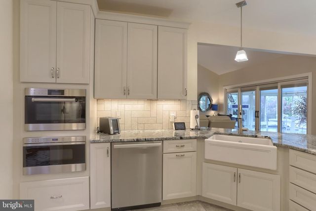1131 CORD DR, Hummelstown, PA 17036