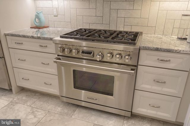 1131 CORD DR, Hummelstown, PA 17036