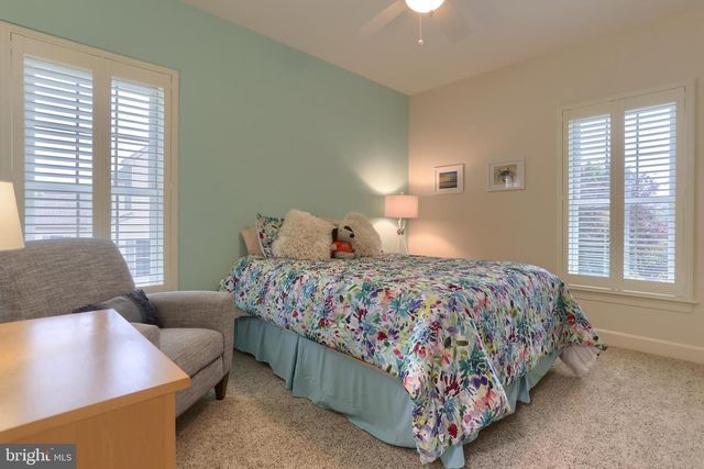 1131 CORD DR, Hummelstown, PA 17036