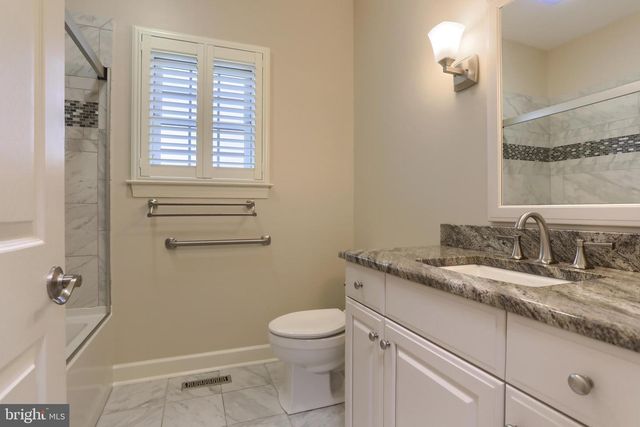 1131 CORD DR, Hummelstown, PA 17036
