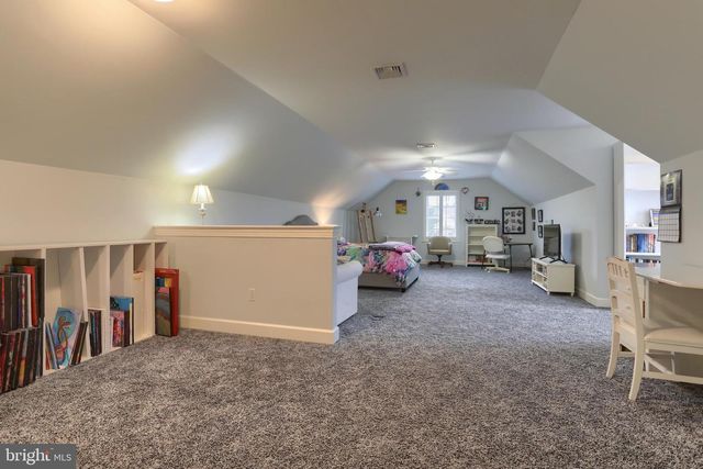 1131 CORD DR, Hummelstown, PA 17036
