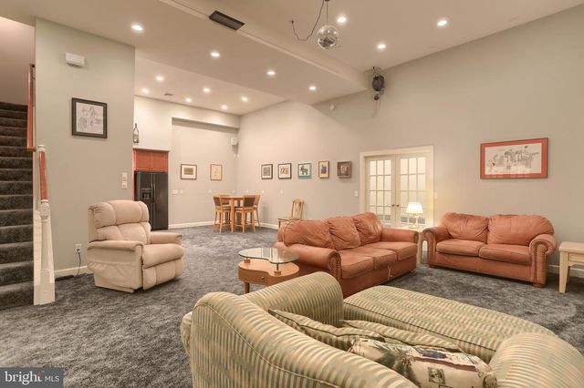 1131 CORD DR, Hummelstown, PA 17036