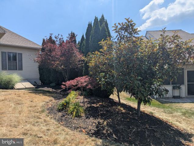 1131 CORD DR, Hummelstown, PA 17036