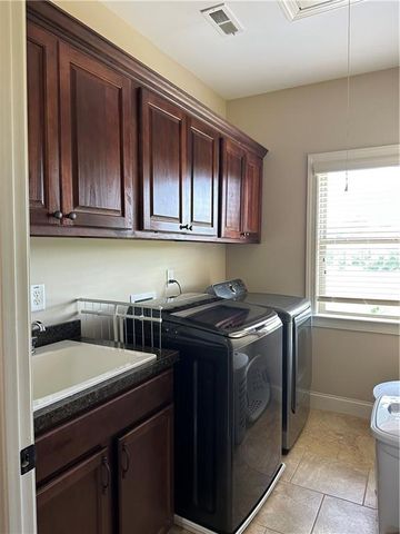 6125 Read Road Road, Suwanee, GA 30024