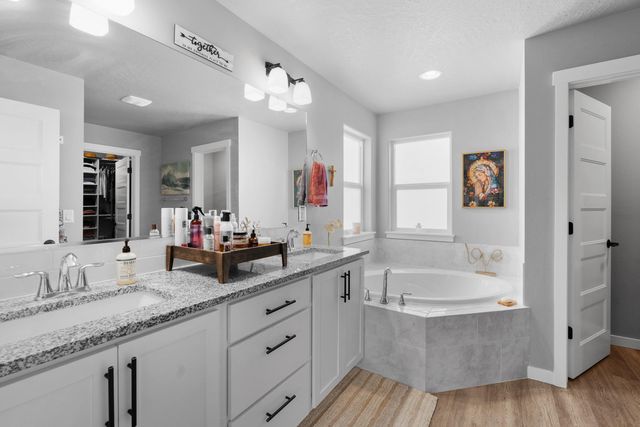 1737 N Meyers Ct, Liberty Lake, WA 99016