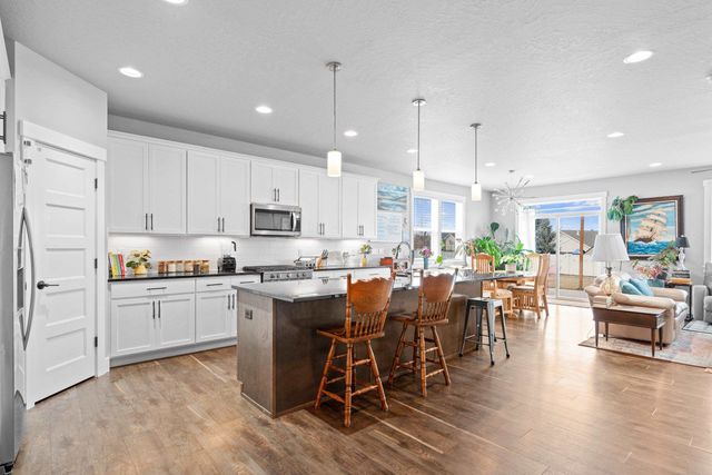 1737 N Meyers Ct, Liberty Lake, WA 99016