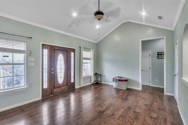 6472 County Road 1160, Barry, TX 75102