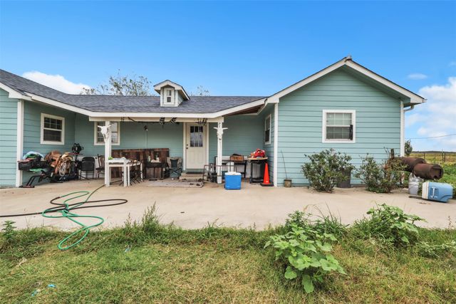6472 County Road 1160, Barry, TX 75102
