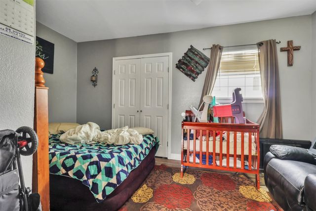 6472 County Road 1160, Barry, TX 75102