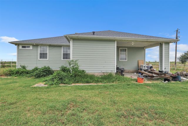 6472 County Road 1160, Barry, TX 75102