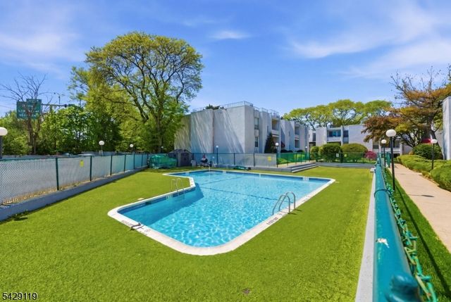 462 River Rd D, Nutley Twp., NJ 07110
