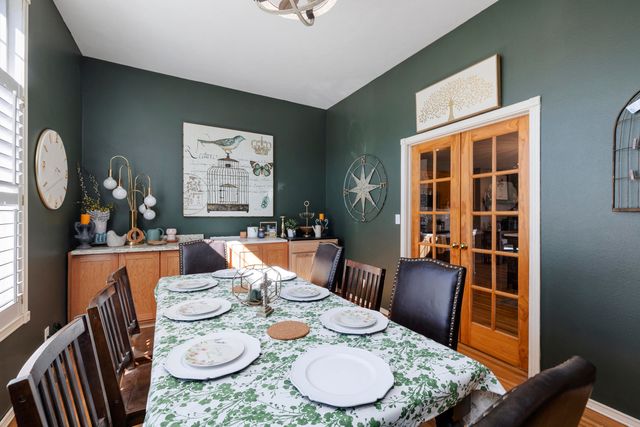 1905 W James River Drive, Nixa, MO 65714