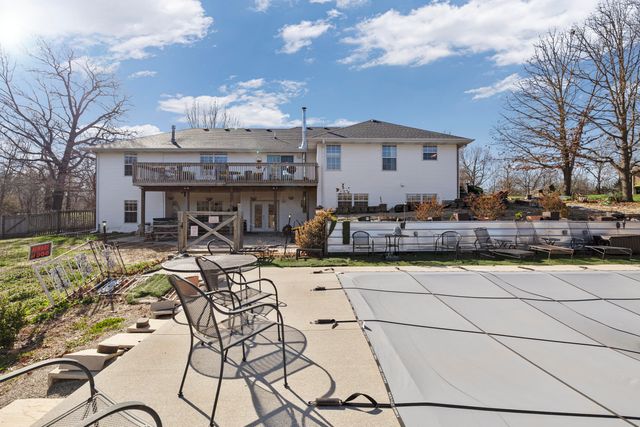 1905 W James River Drive, Nixa, MO 65714