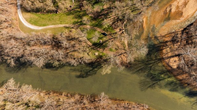 1905 W James River Drive, Nixa, MO 65714