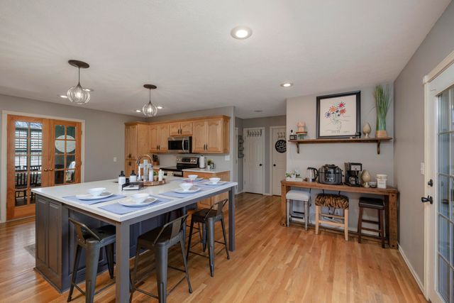 1905 W James River Drive, Nixa, MO 65714