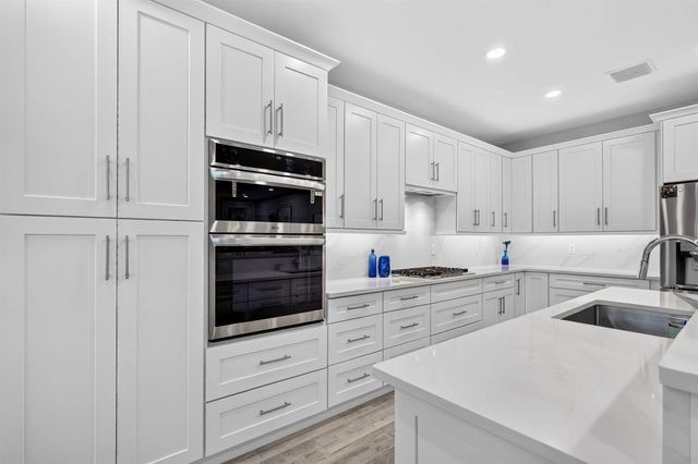 11550 SW Oceanfront Court, Port St. Lucie, FL 34987