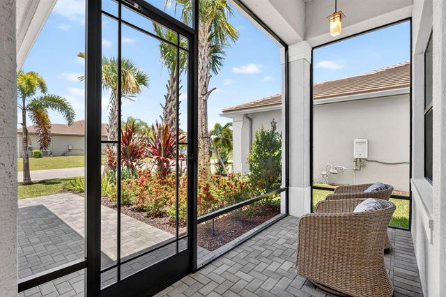 11550 SW Oceanfront Court, Port St. Lucie, FL 34987