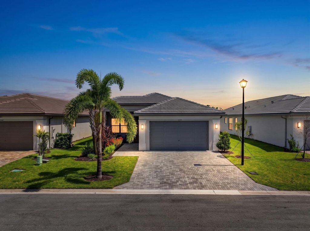 11550 SW Oceanfront Court, Port St. Lucie, FL 34987