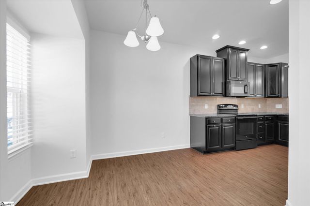 16 Fairchild Way, Greenville, SC 29607