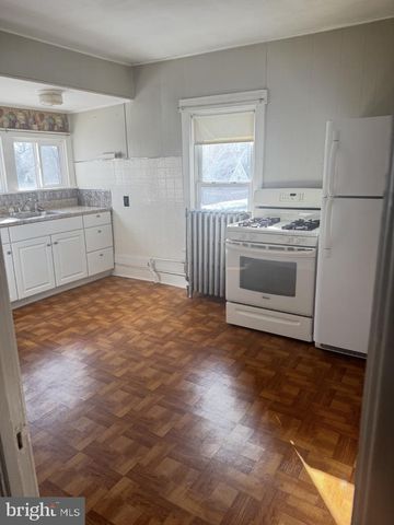 104 JUNIPER ST, Burlington, NJ 08016