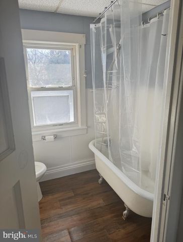104 JUNIPER ST, Burlington, NJ 08016