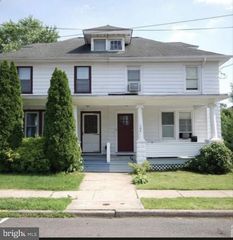 104 JUNIPER ST, Burlington, NJ 08016