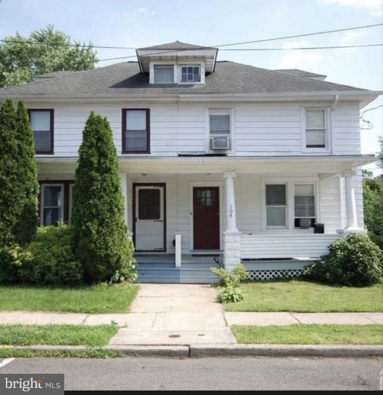 104 JUNIPER ST, Burlington, NJ 08016
