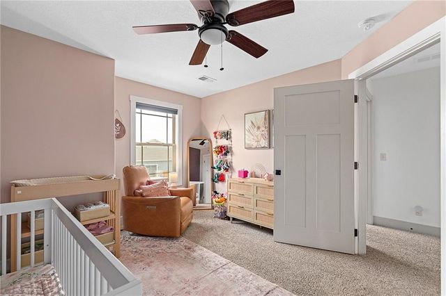 22359 W Cedar Street, Tonganoxie, KS 66086