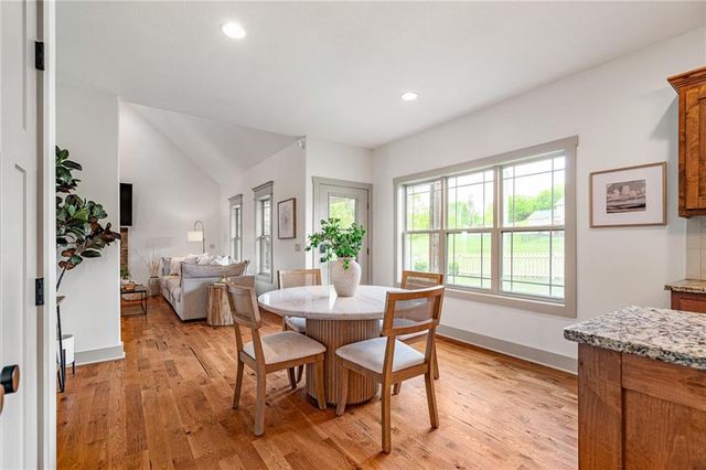 22359 W Cedar Street, Tonganoxie, KS 66086