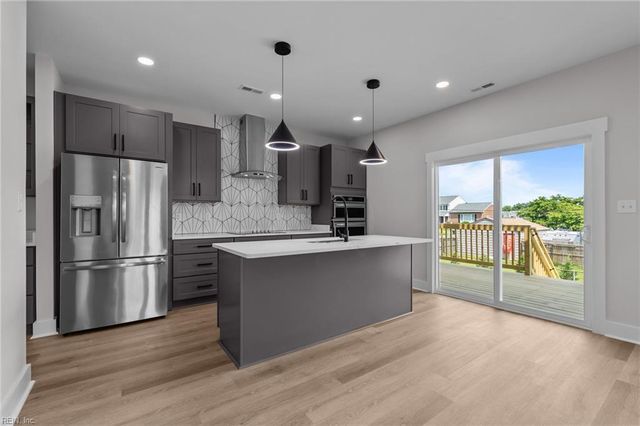 439 Cooper ST, Hampton, VA 23669