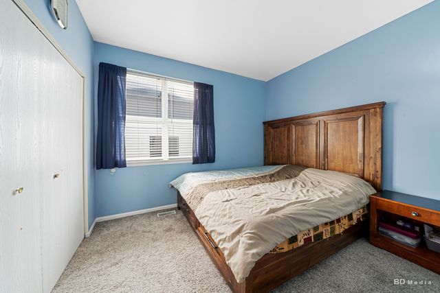 1811 Bluestem Circle, Aurora, IL 60504