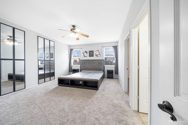 1811 Bluestem Circle, Aurora, IL 60504